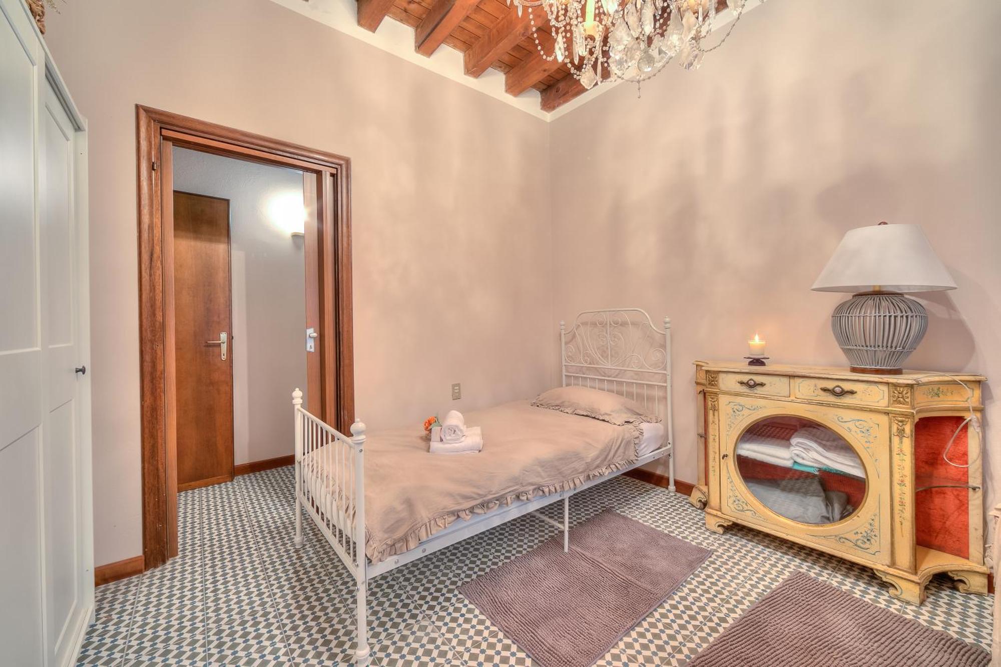 Laetitia Salo-Historic Center Near Lake - Happy Rentals Exterior photo